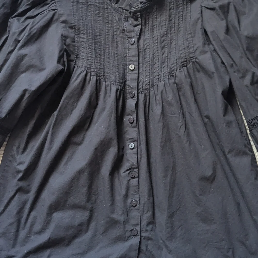 EUC Sonmer Kitty Blouse in Black Lace Poplin - Picture 3 of 16